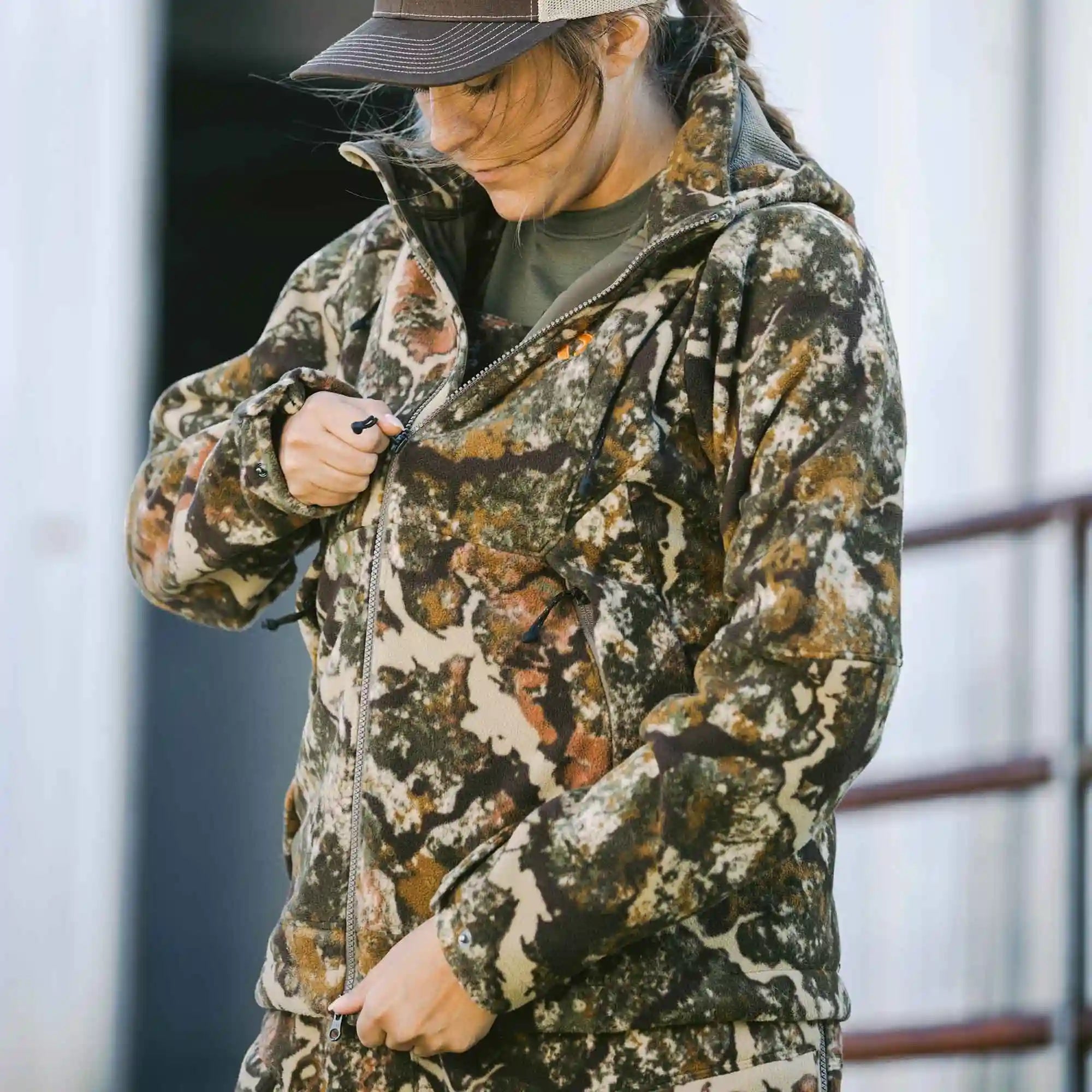firstliteonlineshop.com